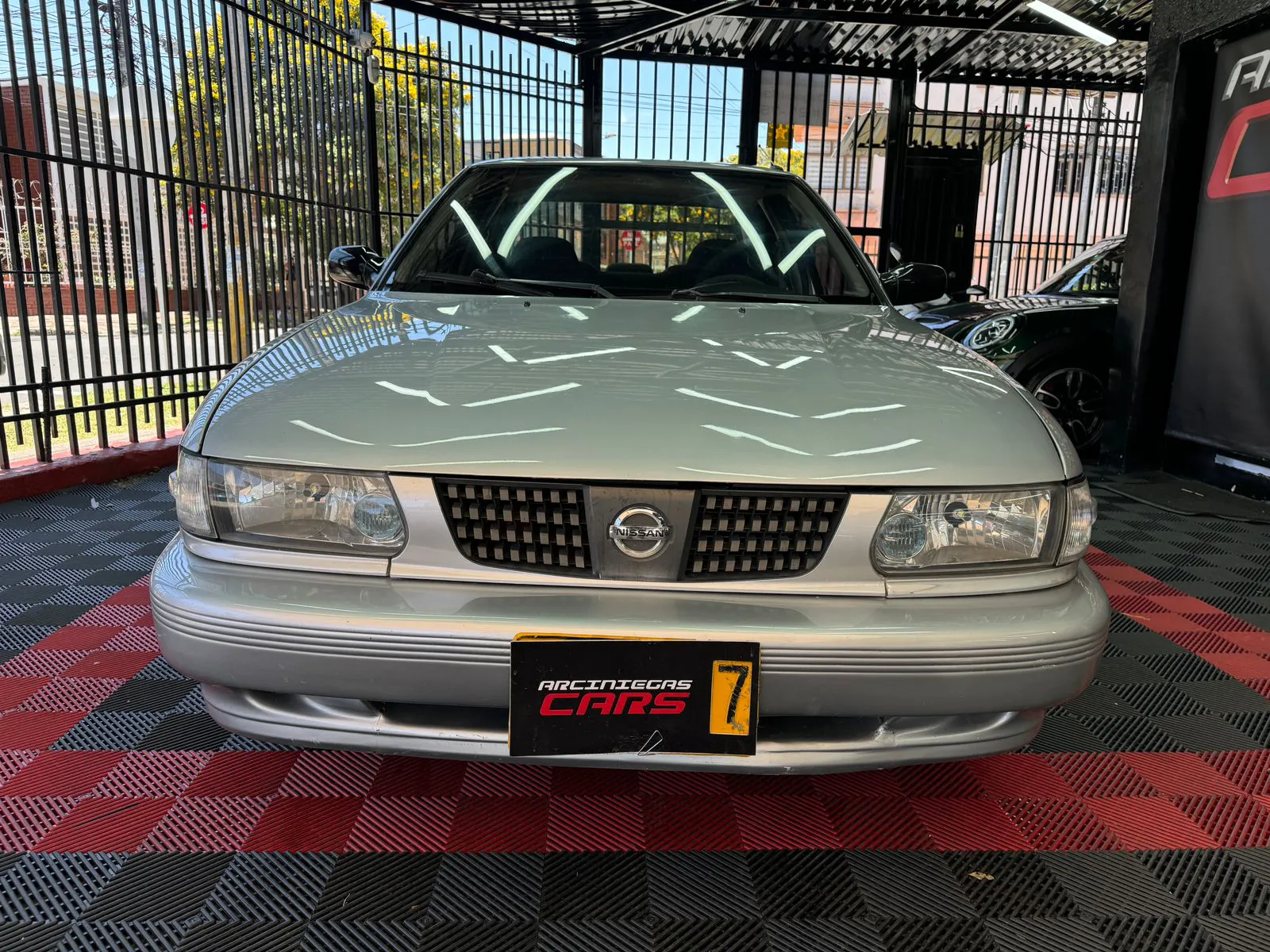 NISSAN SENTRA B13 2014