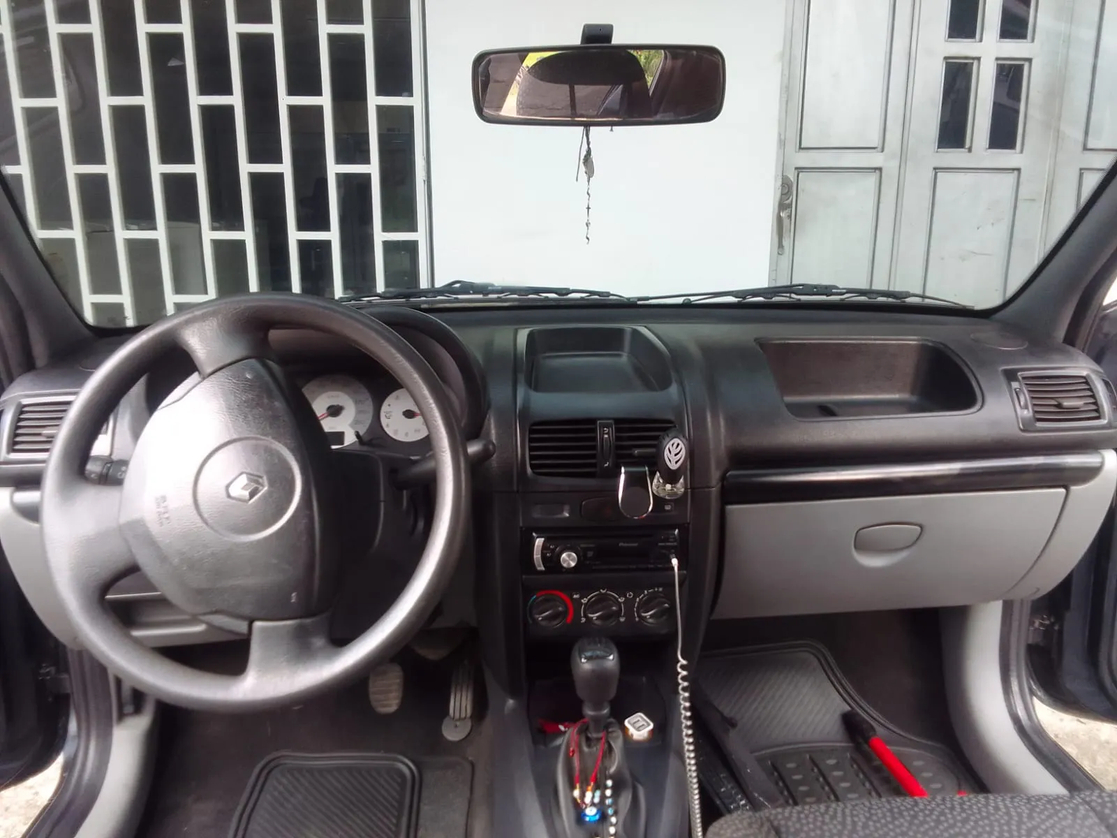 RENAULT CLIO 2008