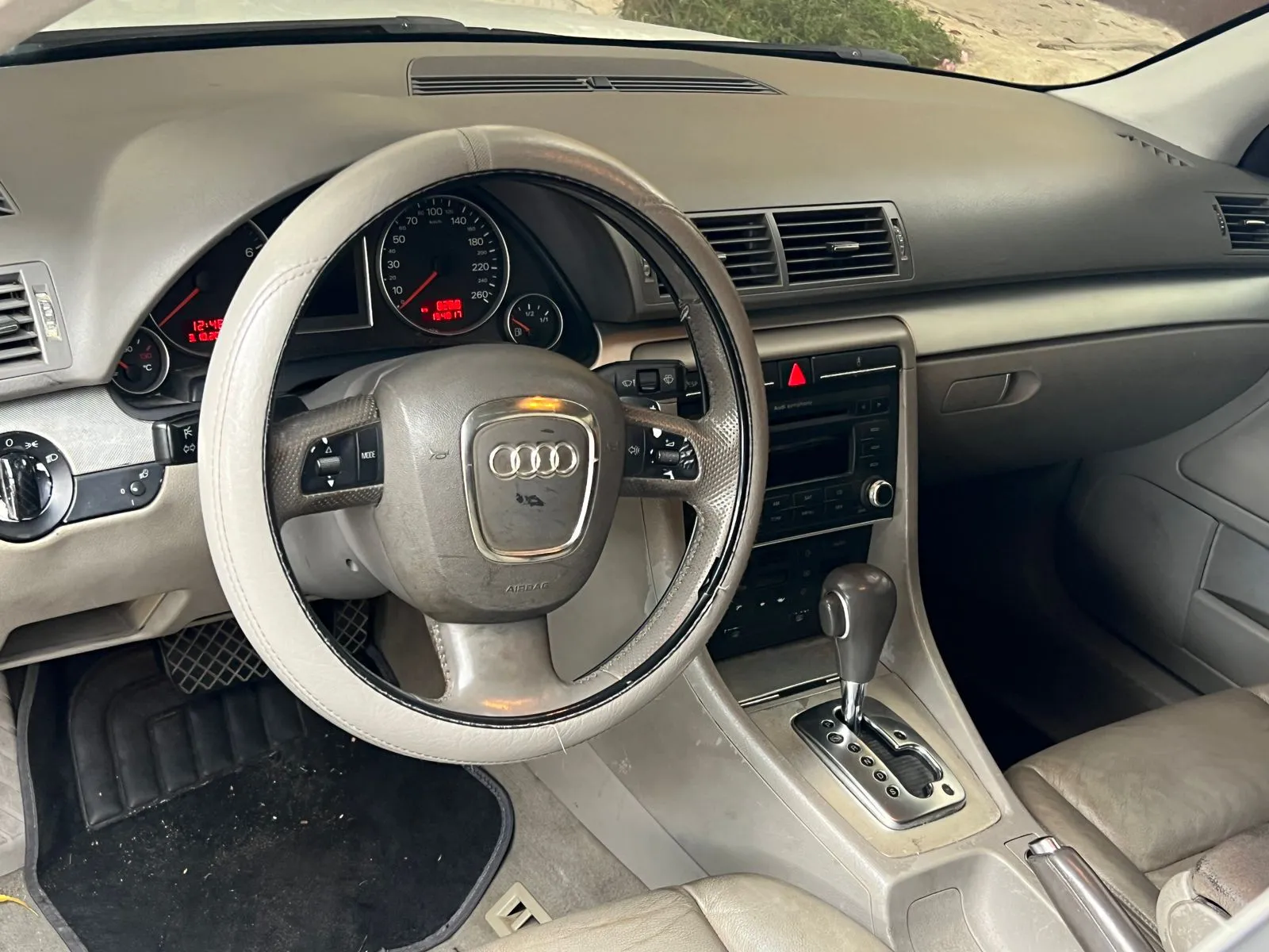 AUDI A4 2008