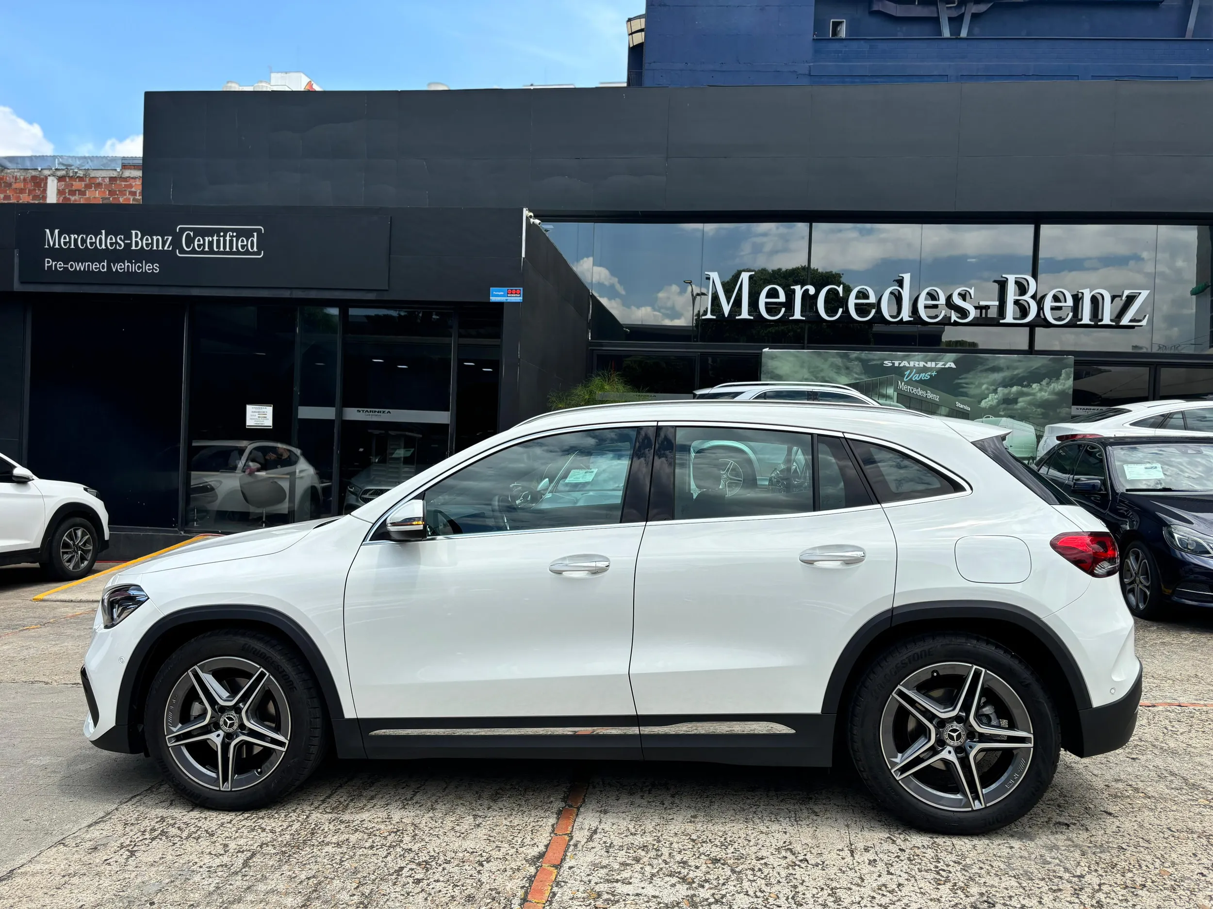 MERCEDES BENZ GLA 200 [H247] AMG LINE 2023