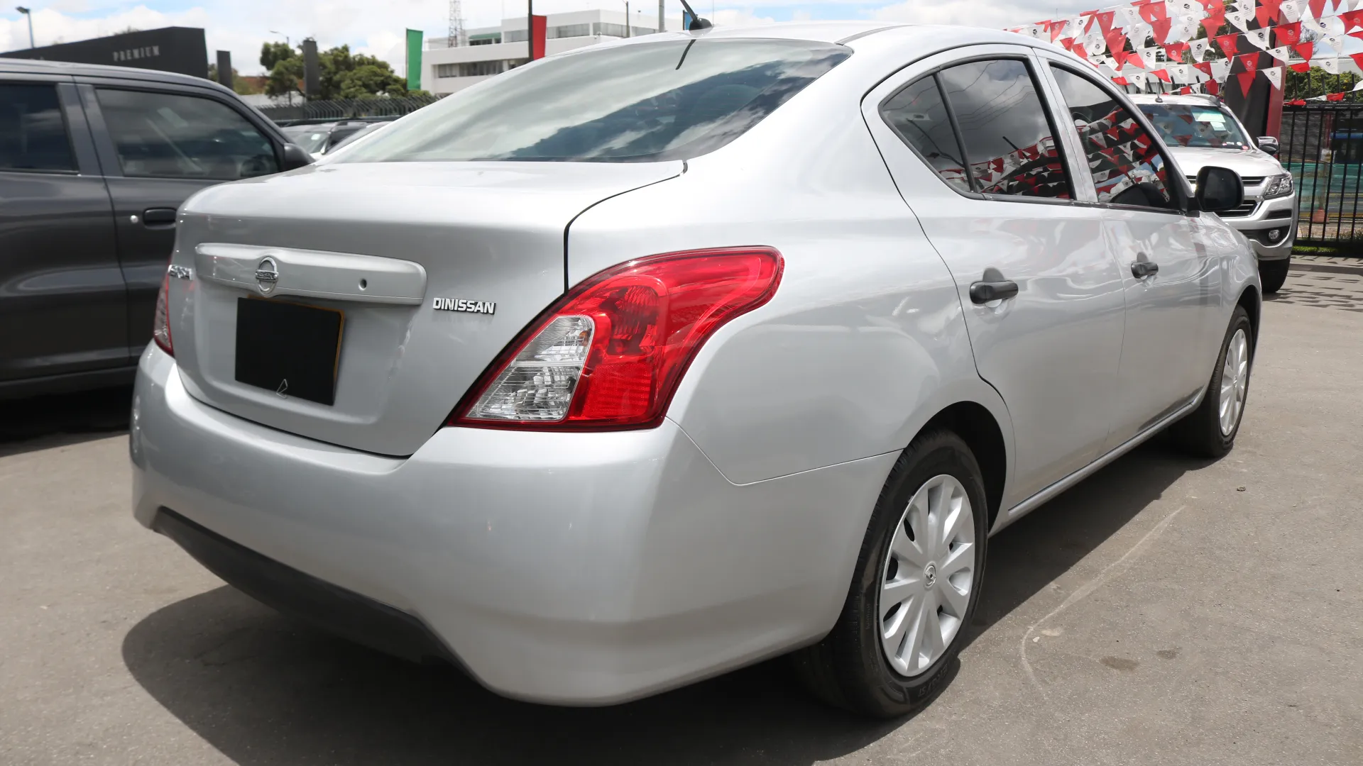 NISSAN VERSA [FL] DRIVE 2020