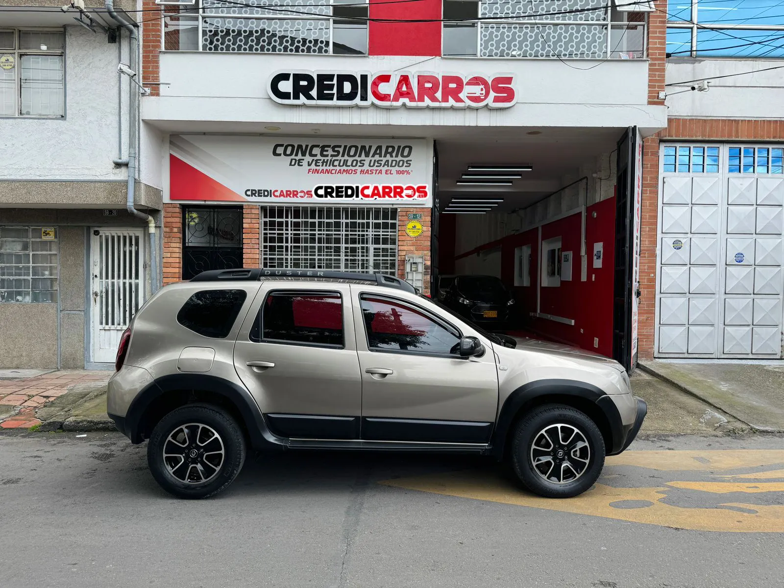 RENAULT DUSTER 2019