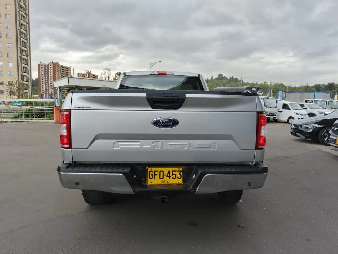 FORD F150 XLT 2019