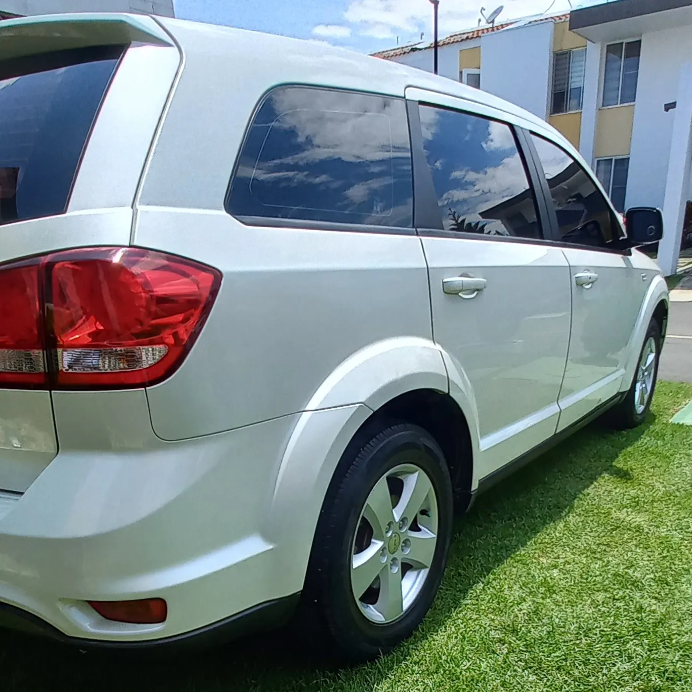 DODGE JOURNEY 2004