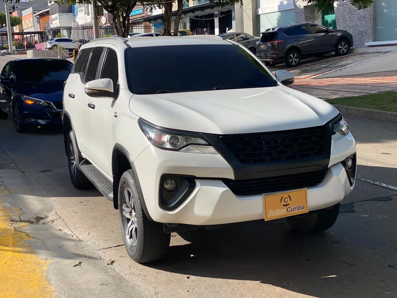 TOYOTA FORTUNER 2018