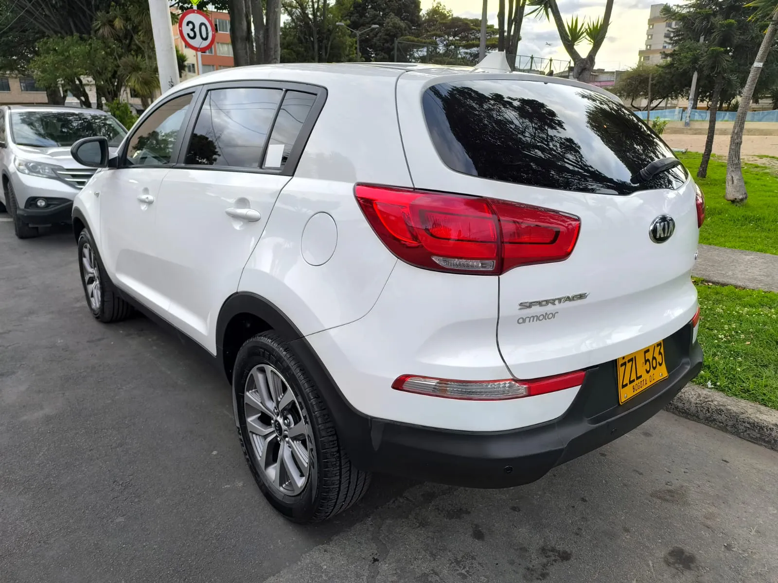 KIA SPORTAGE [3] REVOLUTION 2015