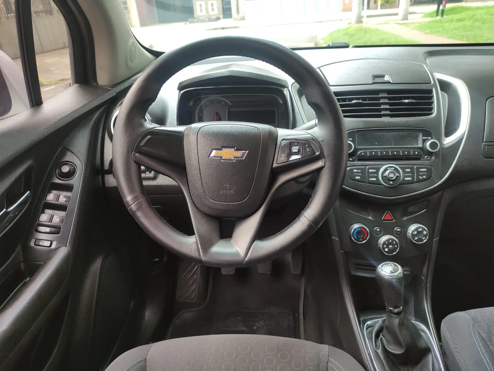 CHEVROLET TRACKER LS 2014