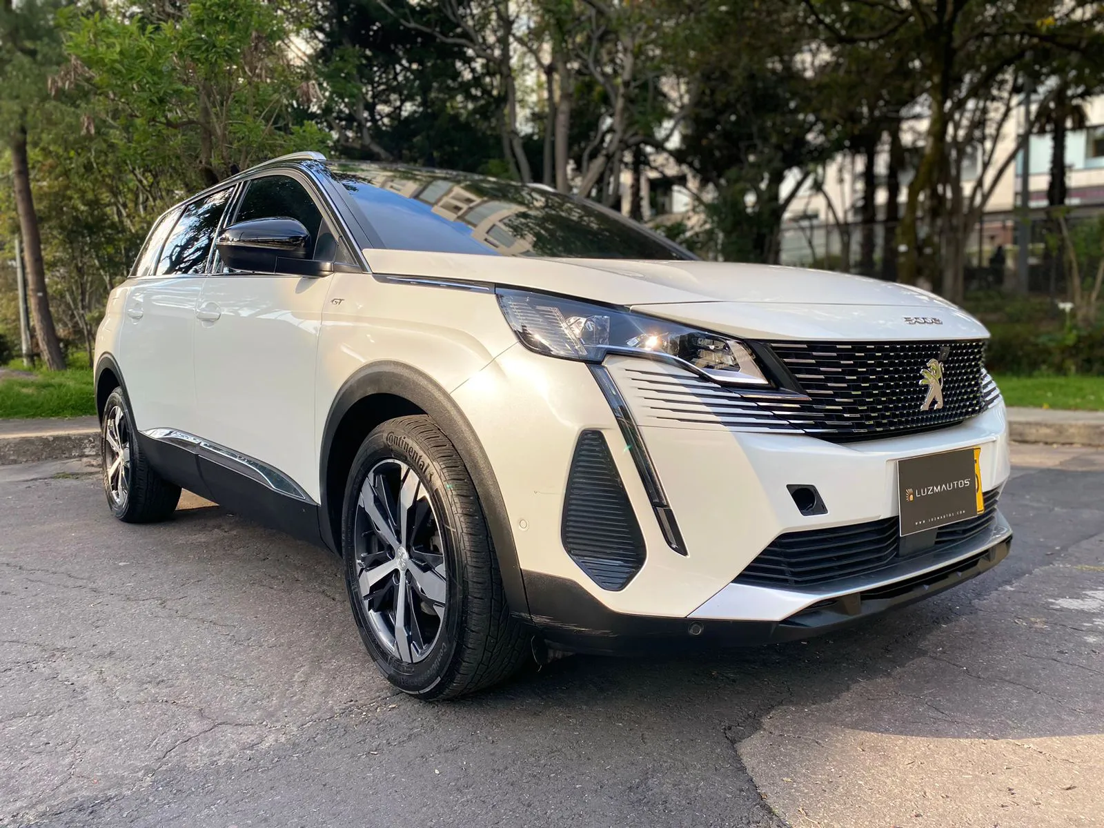 PEUGEOT 5008.0 ALLURE 2022