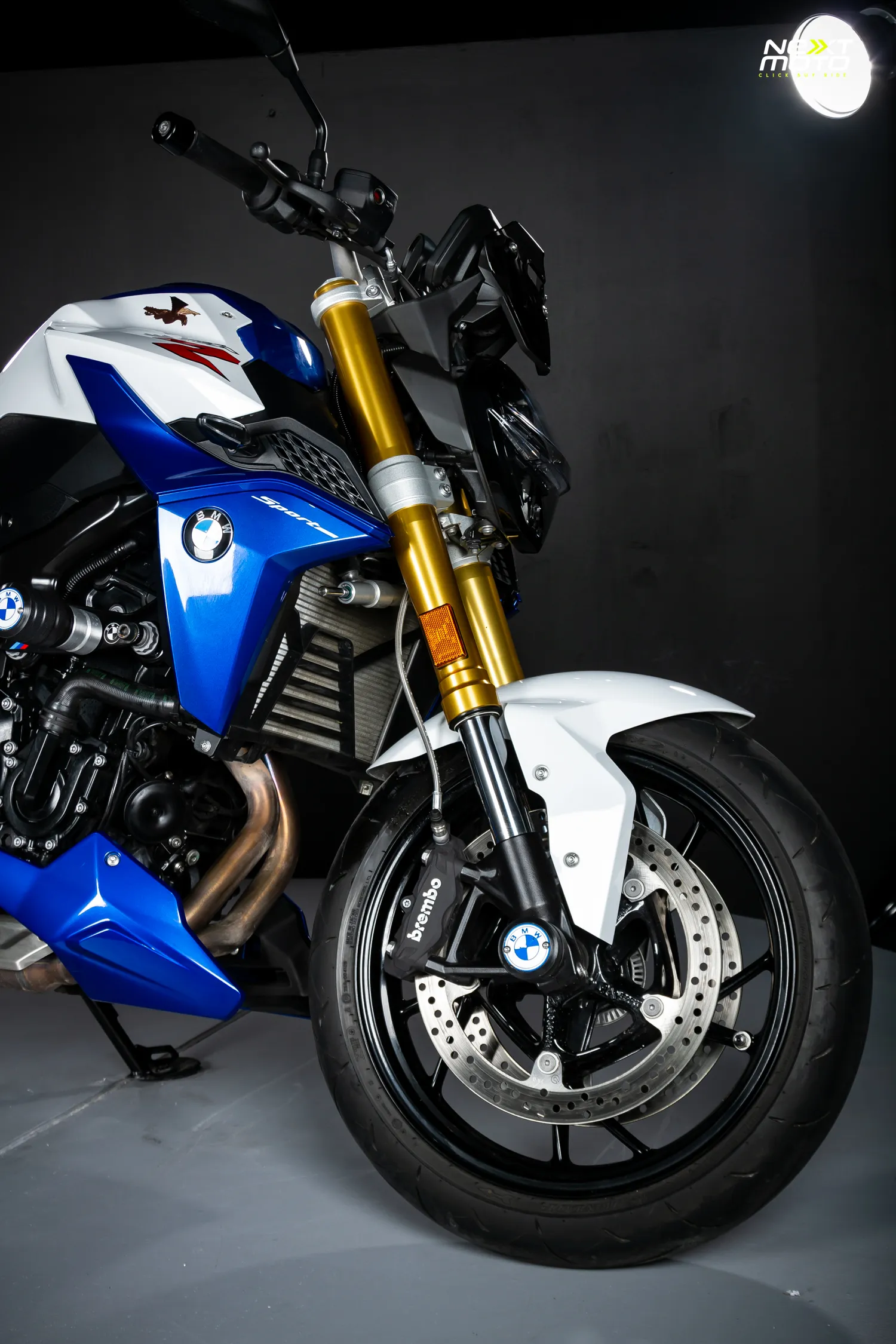 BMW F 900 R DYNAMIC 2023