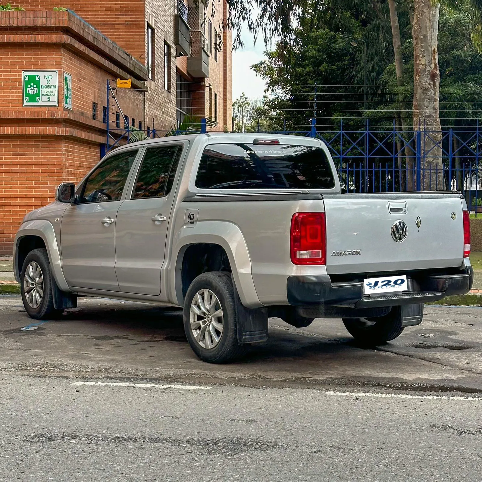 VOLKSWAGEN AMAROK TRENDLINE 2019