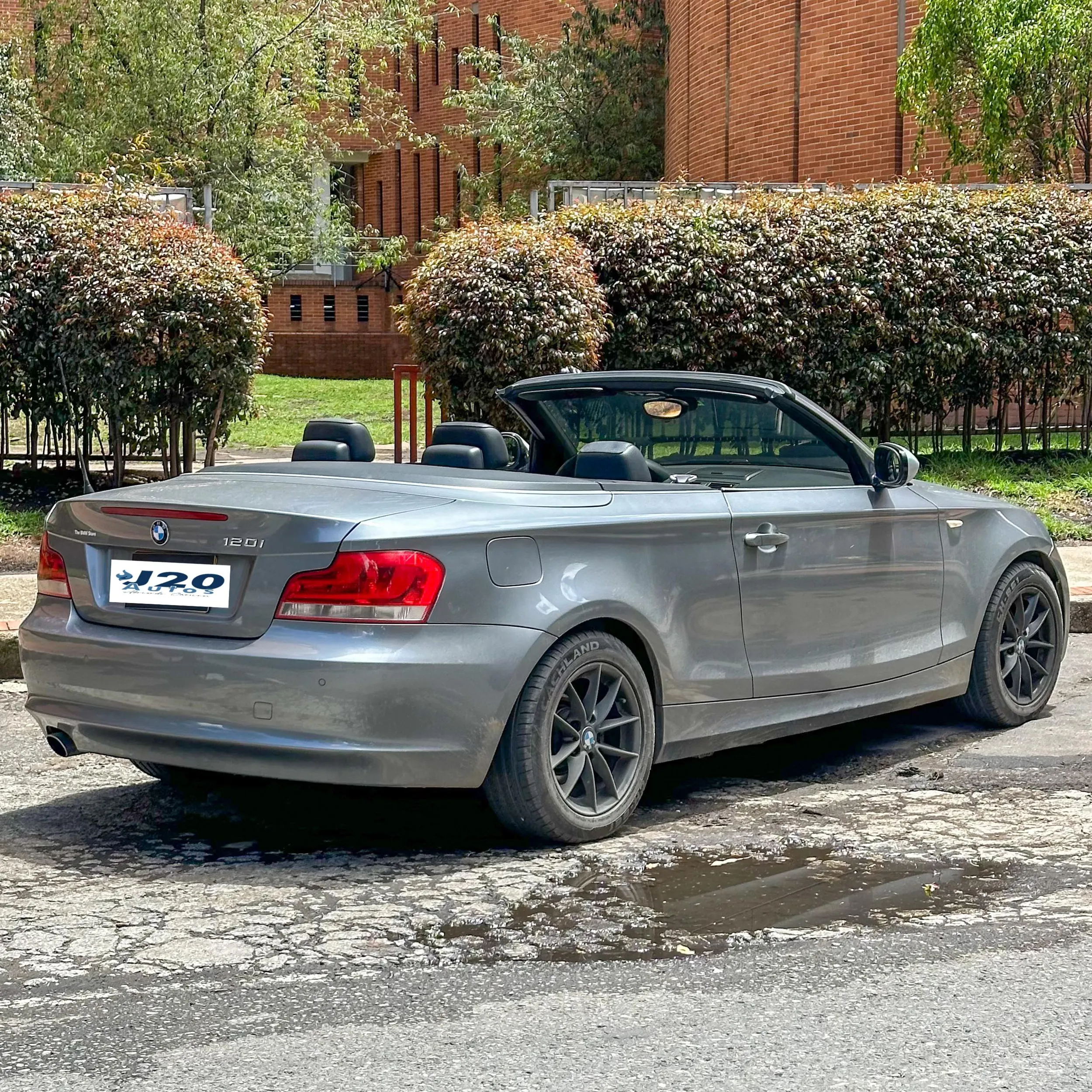 BMW 120i E88 CABRIOLET 2013