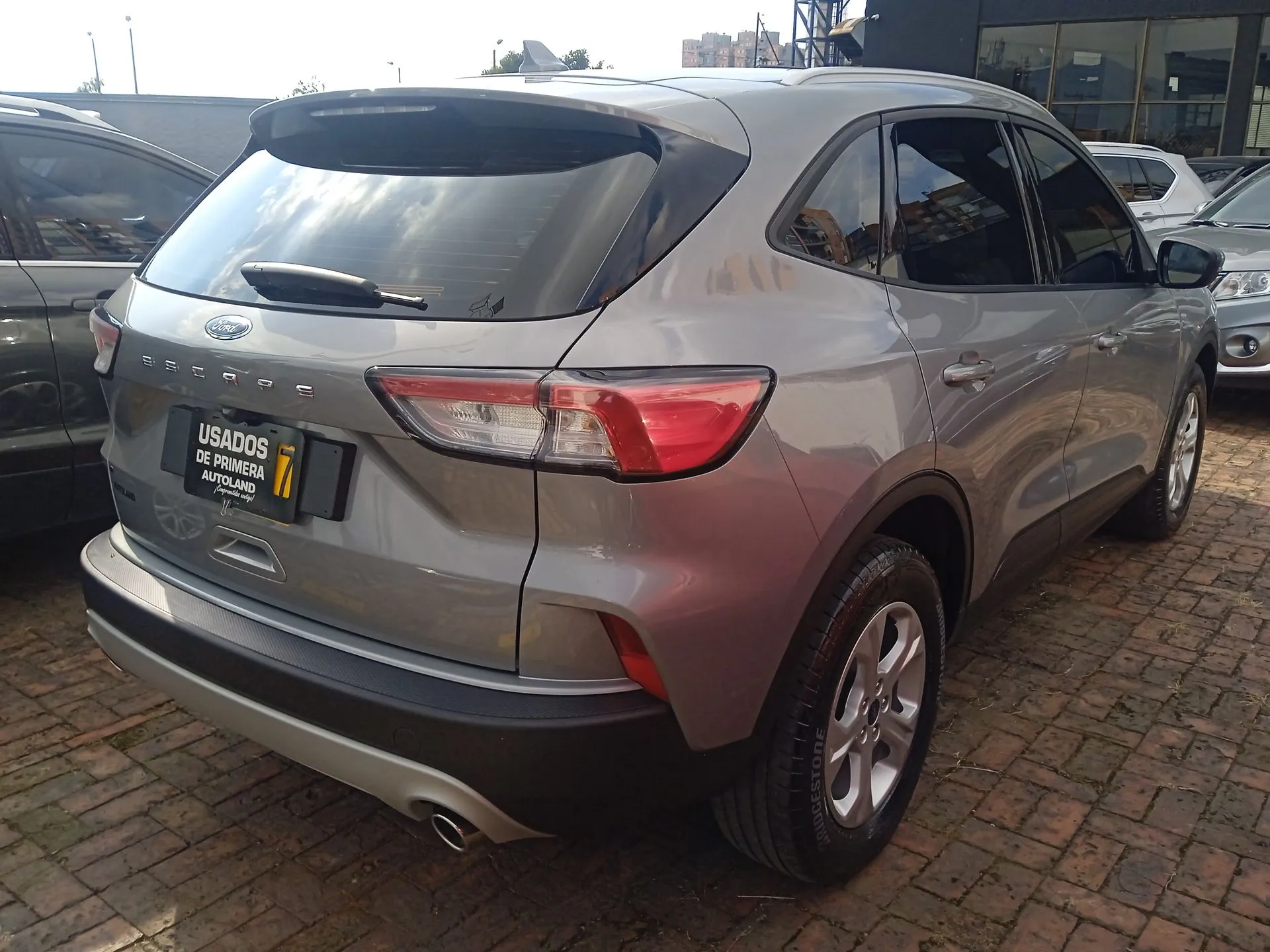 FORD ESCAPE SE 2022