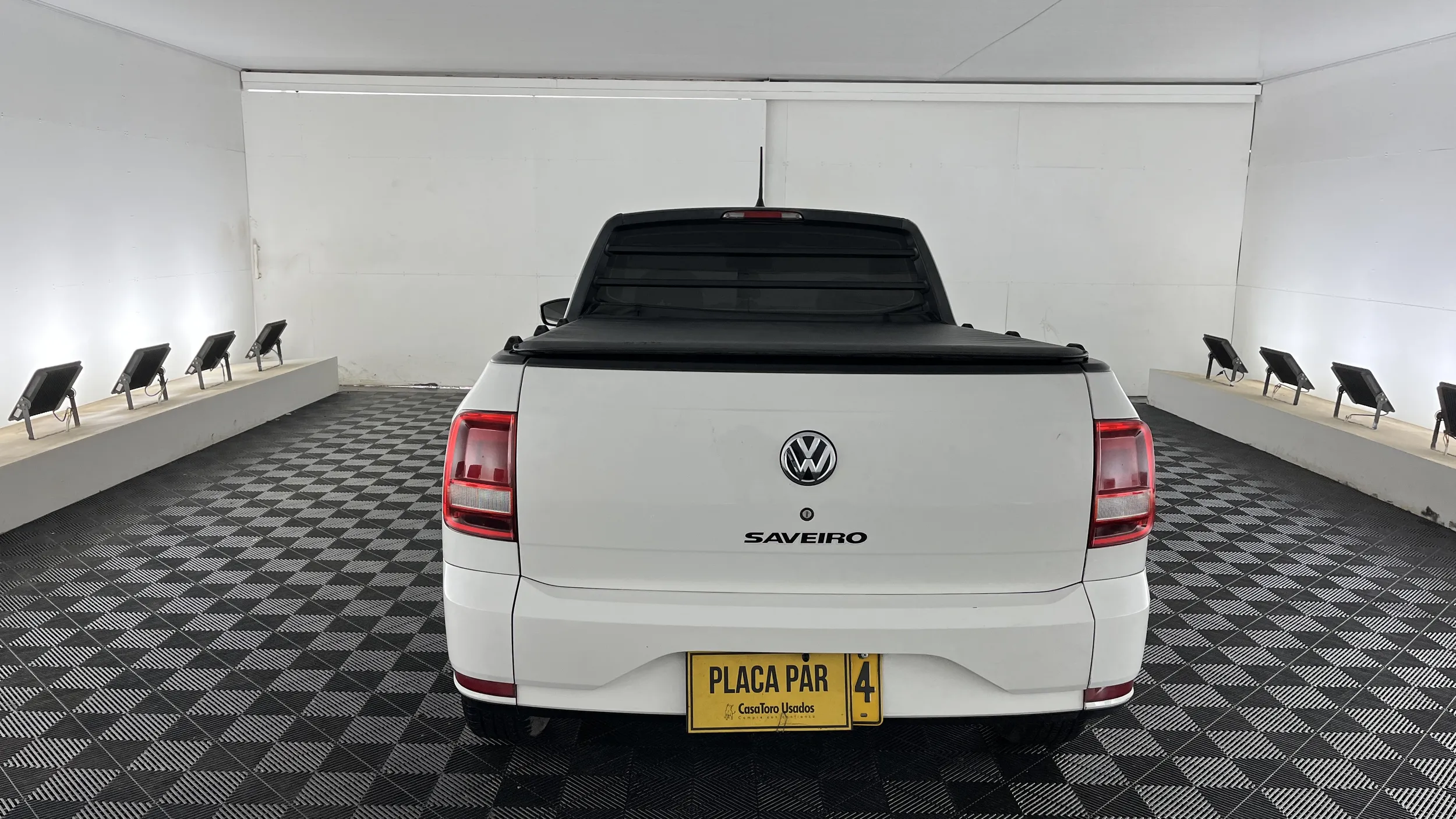 VOLKSWAGEN SAVEIRO PLUS 2020