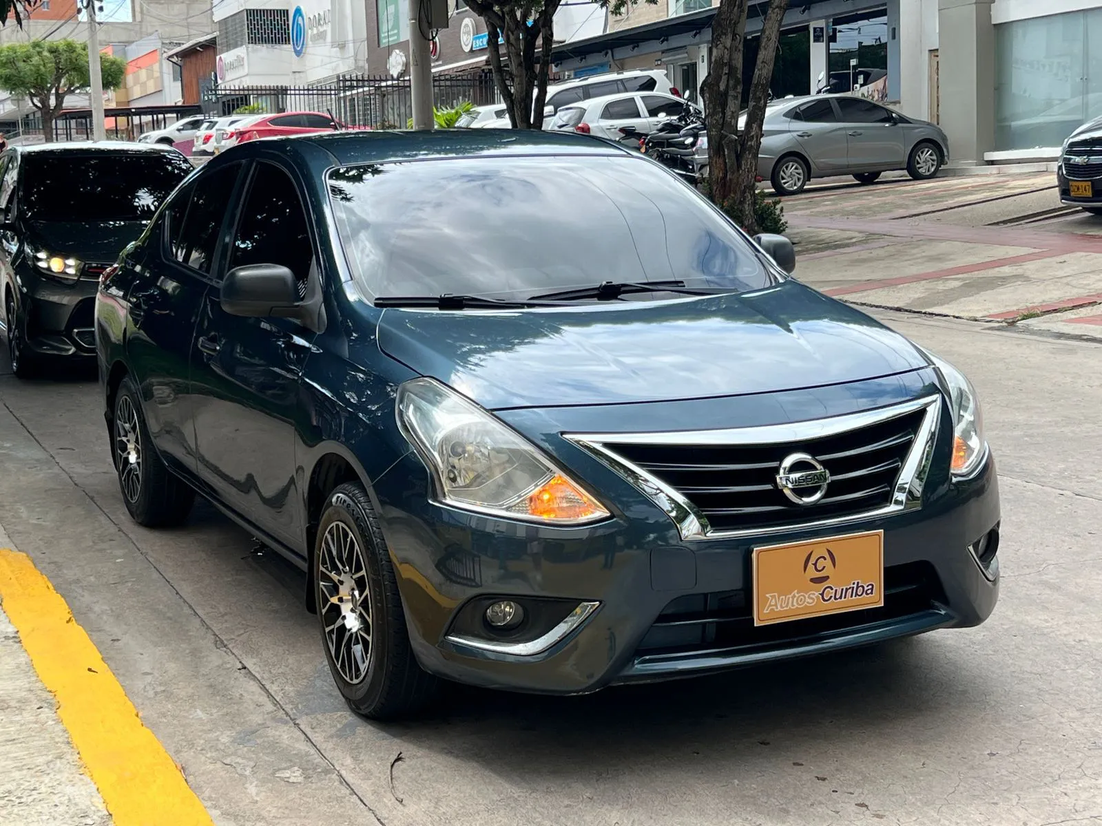 NISSAN VERSA 2017