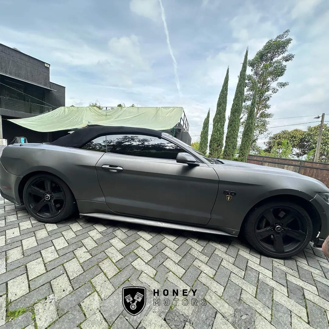 FORD MUSTANG CONVERTIBLE 2016