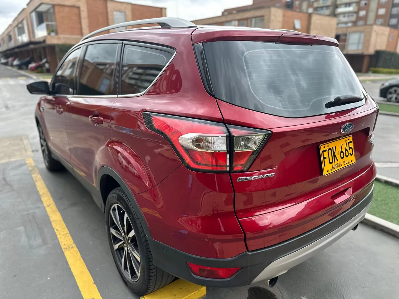 FORD ESCAPE TITANIUM 2018