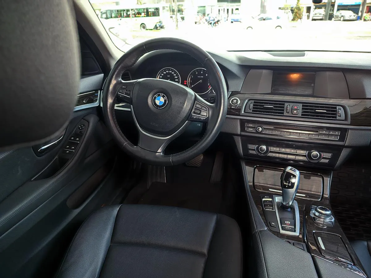 BMW 520 i 2013