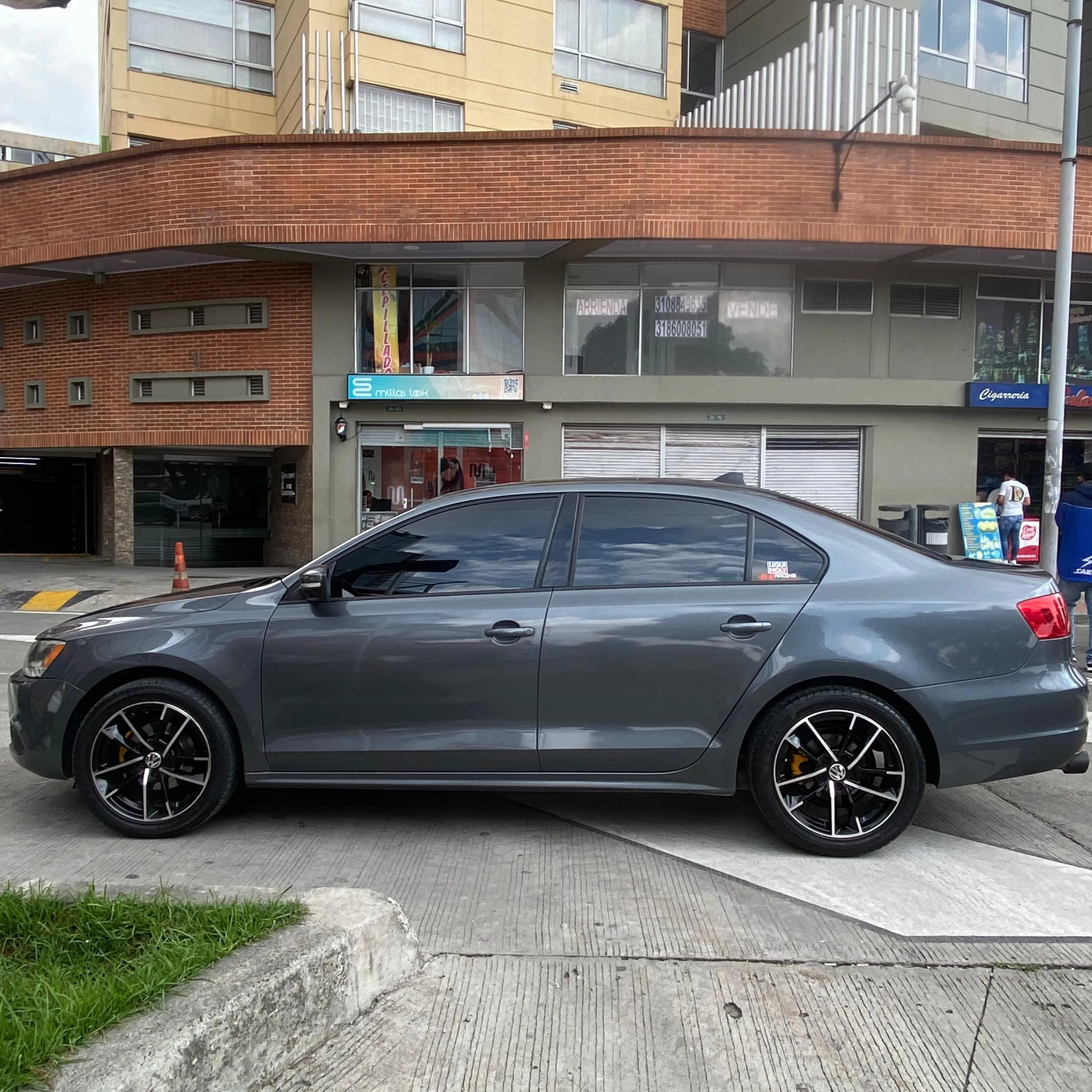 VOLKSWAGEN JETTA [6] TRENDLINE 2014