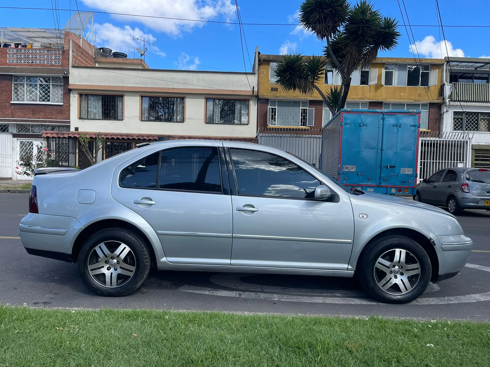 VOLKSWAGEN JETTA [4] TRENDLINE 2006