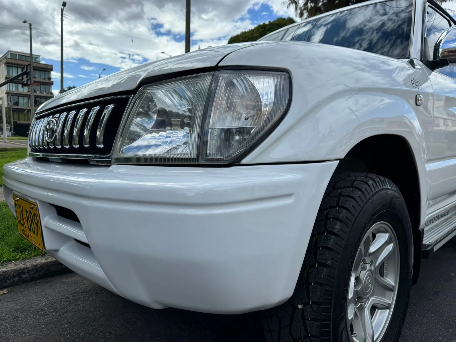 TOYOTA PRADO [LC 90] SUMO 2009