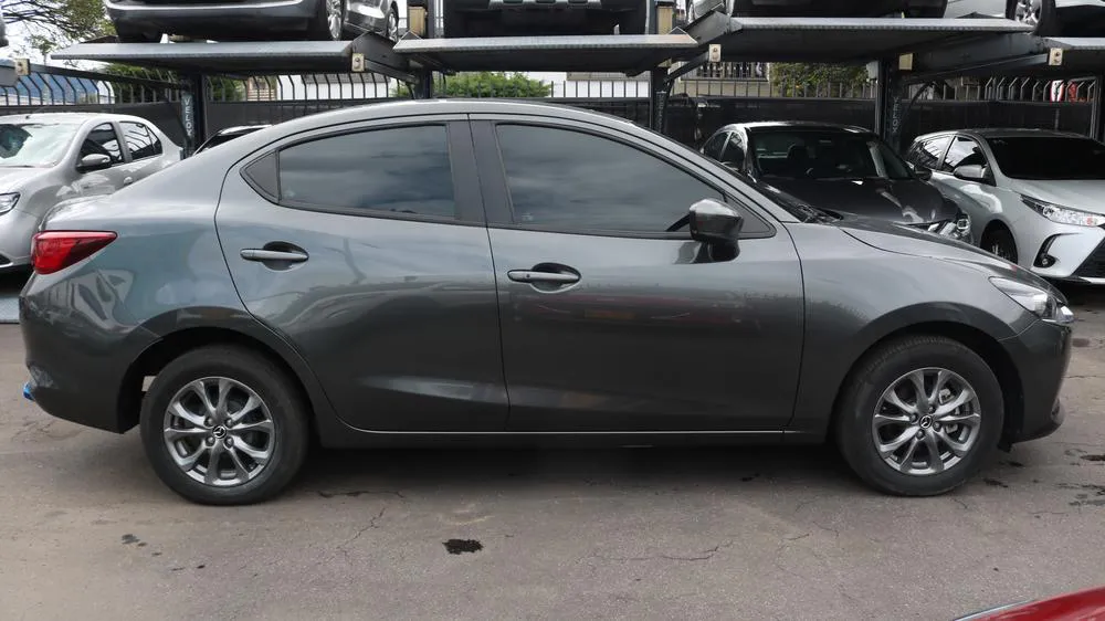 MAZDA 2 [2] TOURING SEDAN 2023