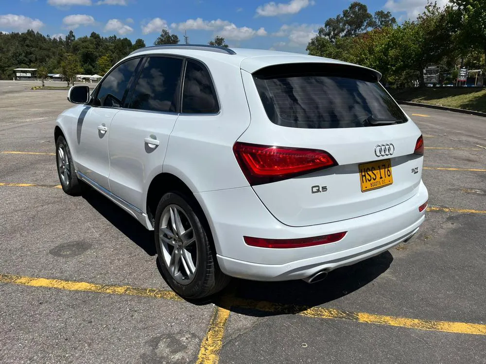 AUDI Q5 3.0 TFSI SPORT 2014