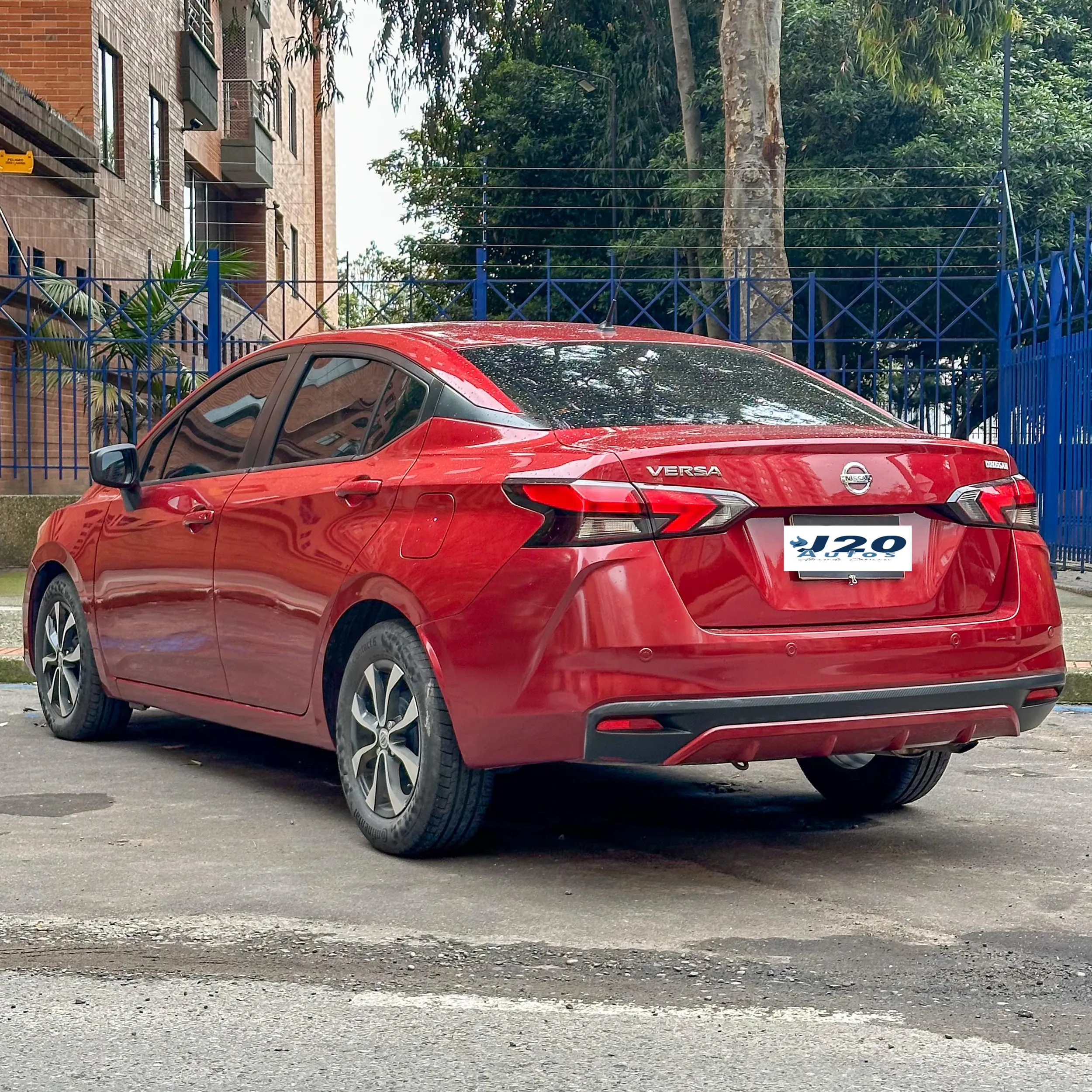 NISSAN VERSA SENSE 2020