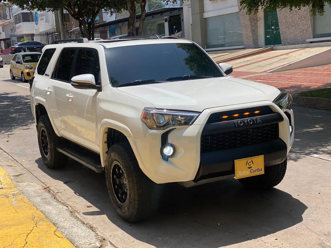 TOYOTA 4RUNNER 2012