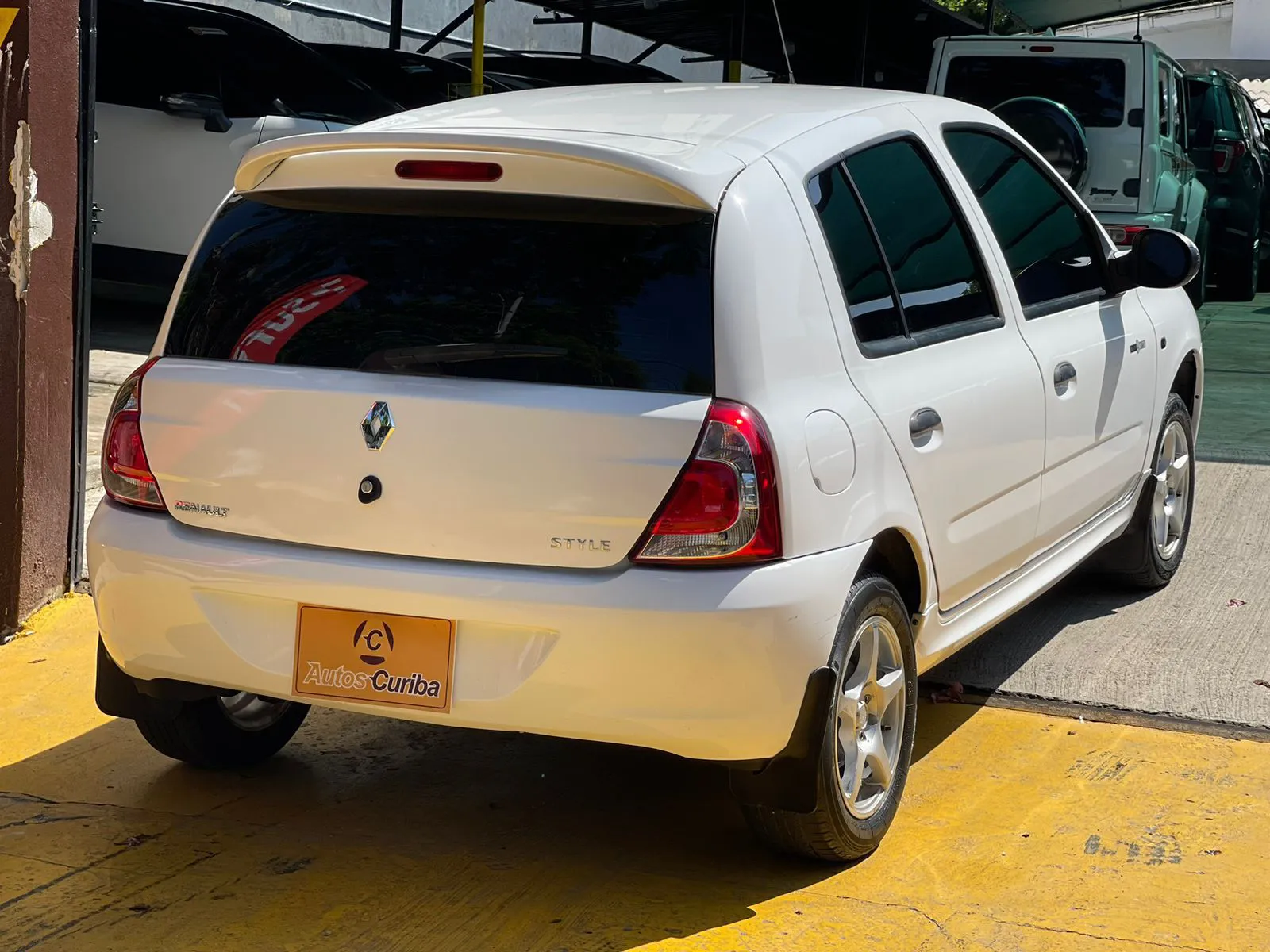 RENAULT CLIO 2017