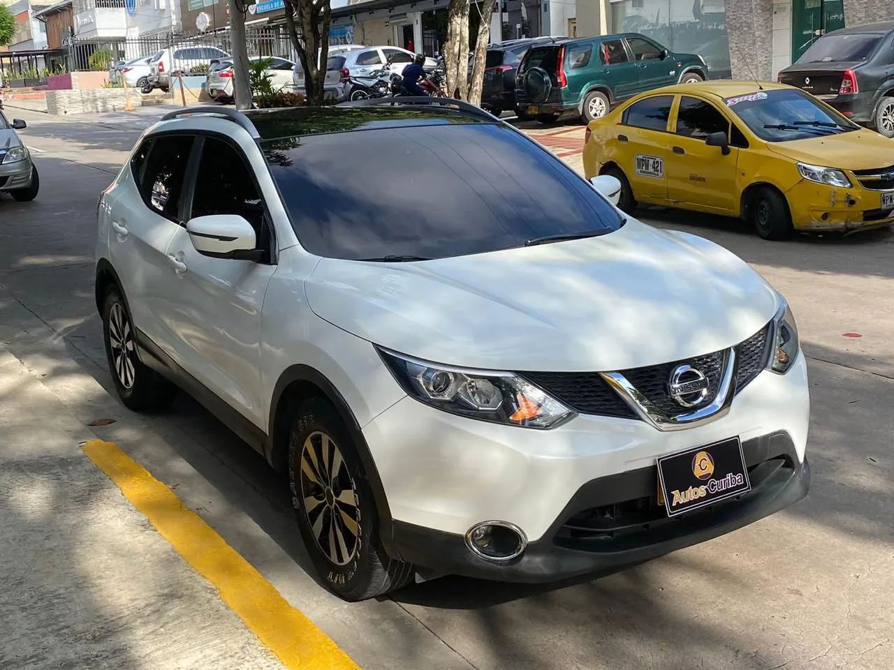 NISSAN QASHQAI 2018