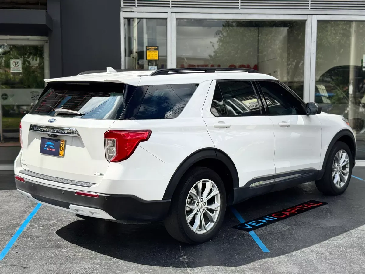 FORD EXPLORER 2020