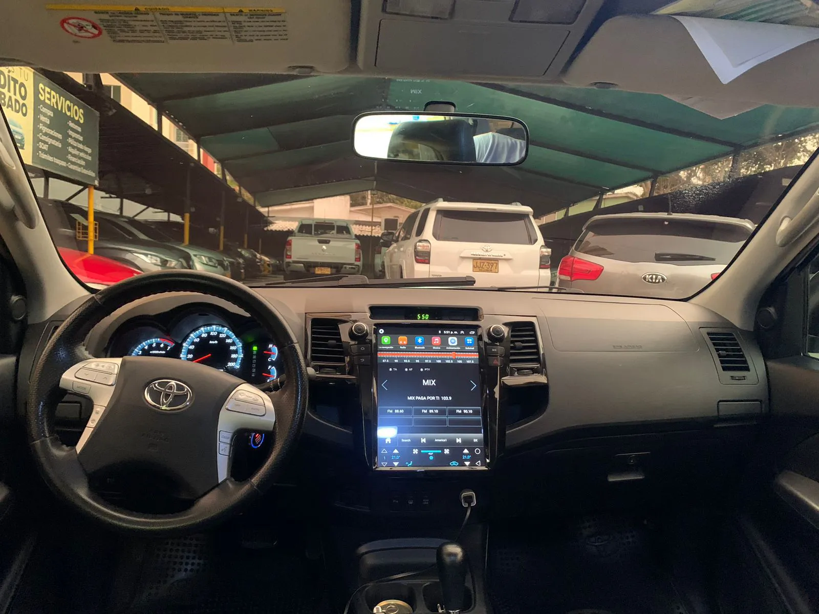 TOYOTA FORTUNER 2014