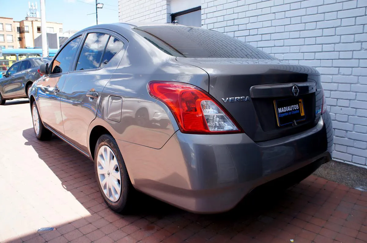 NISSAN VERSA DRIVE 2017