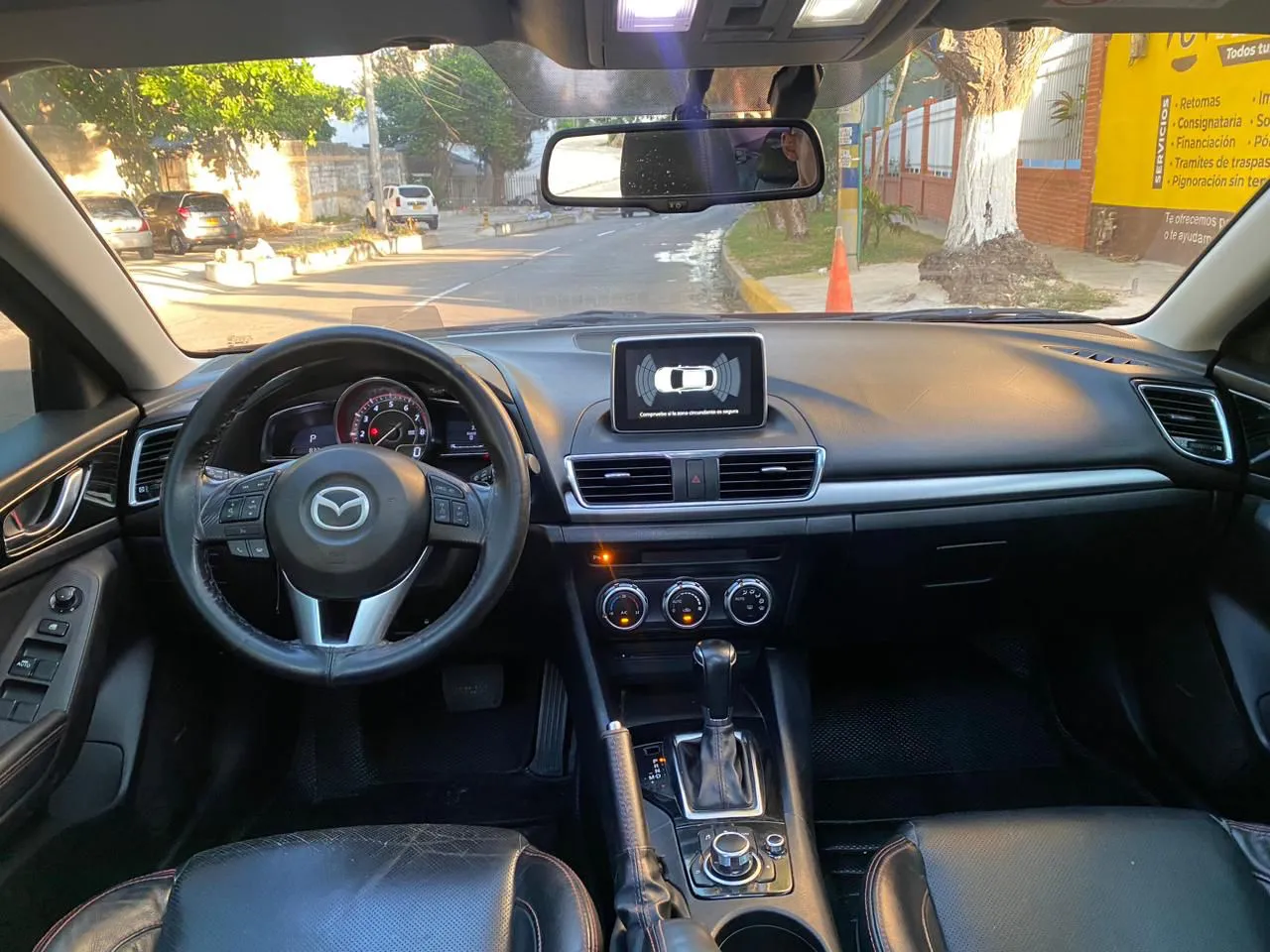 MAZDA 3 Grand Touring 2015