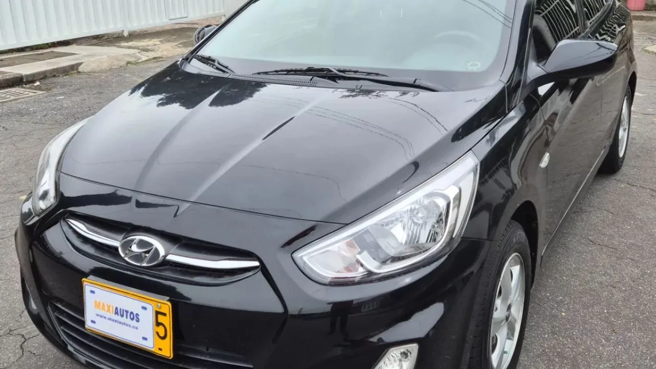 HYUNDAI Accent i25 2019