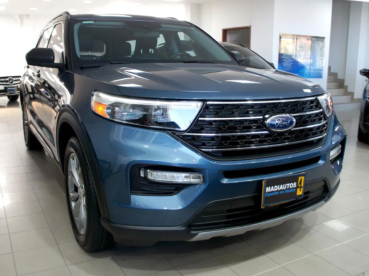 FORD EXPLORER XLT 2020