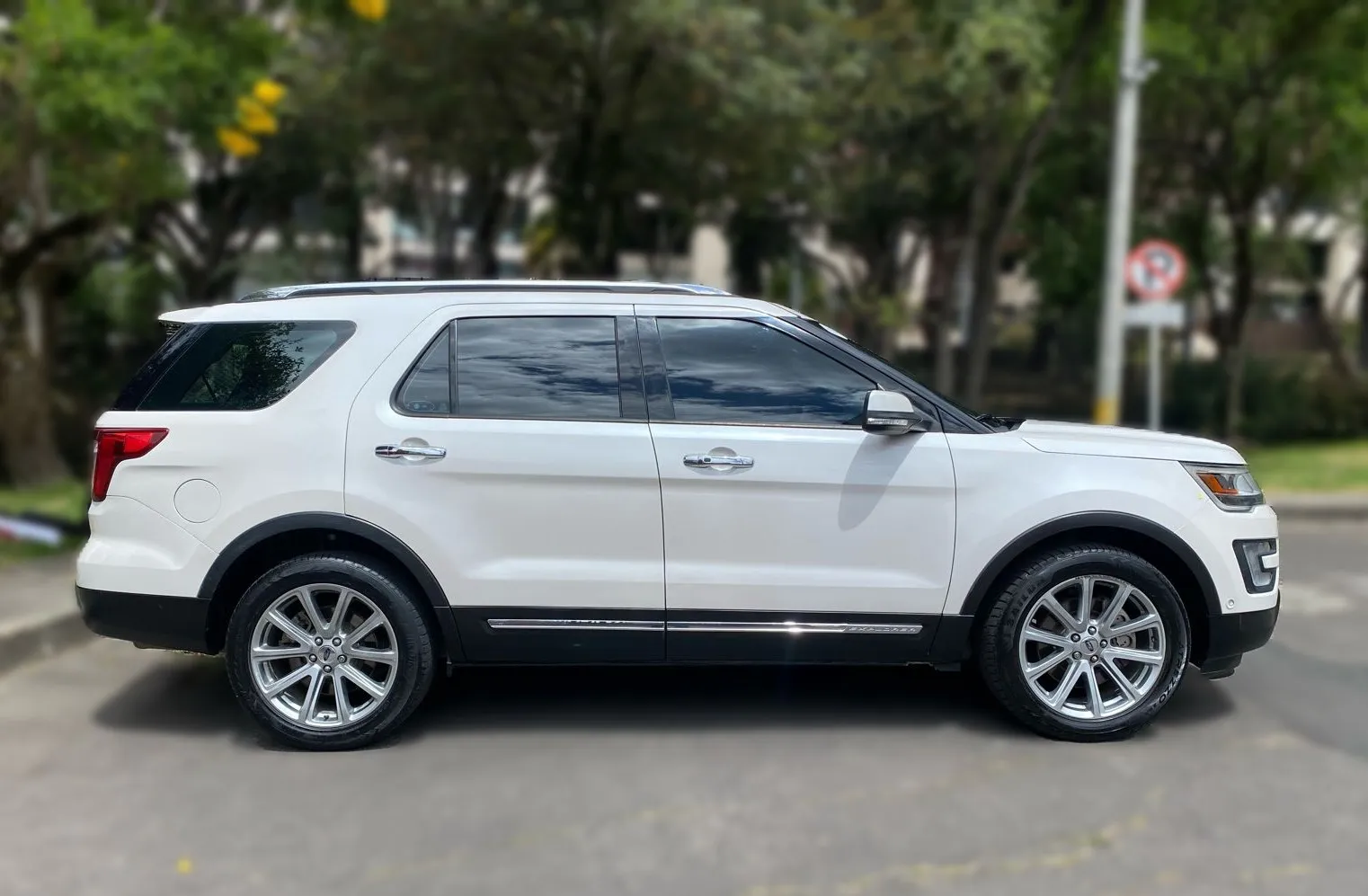 FORD EXPLORER [5] LIMITED 2017