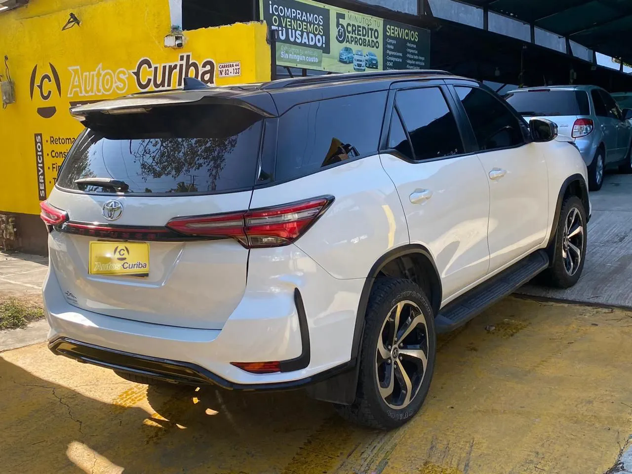 TOYOTA FORTUNER 2018