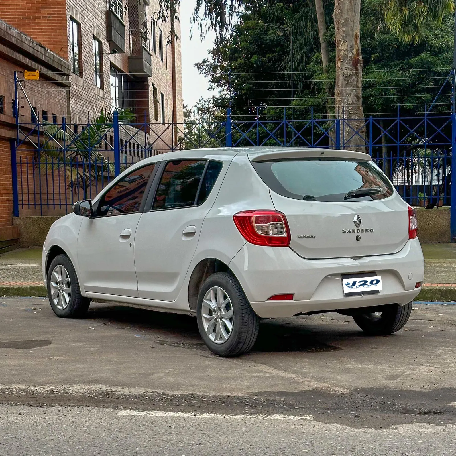 RENAULT SANDERO DYNAMIQUE 2016