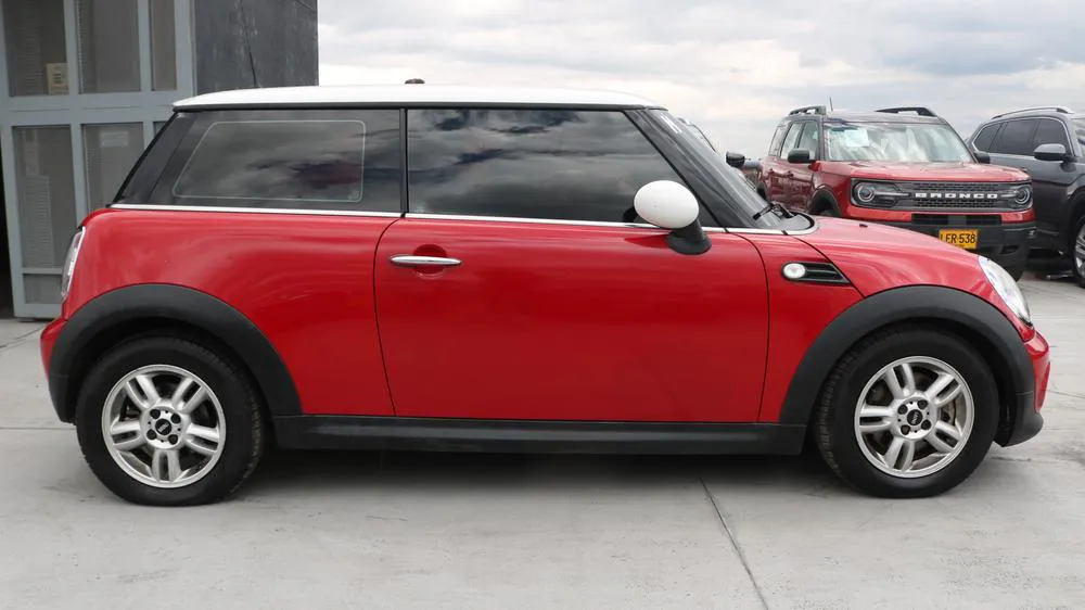 MINI COOPER F55 SALT 2013