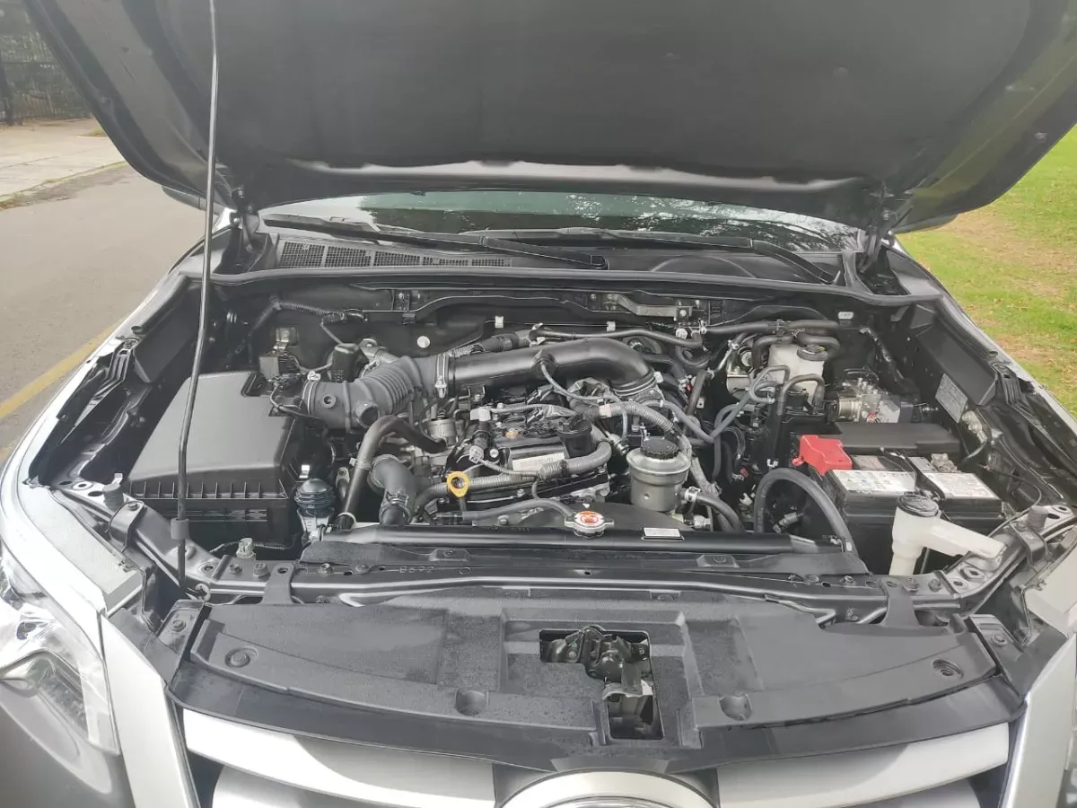 TOYOTA FORTUNER 2019