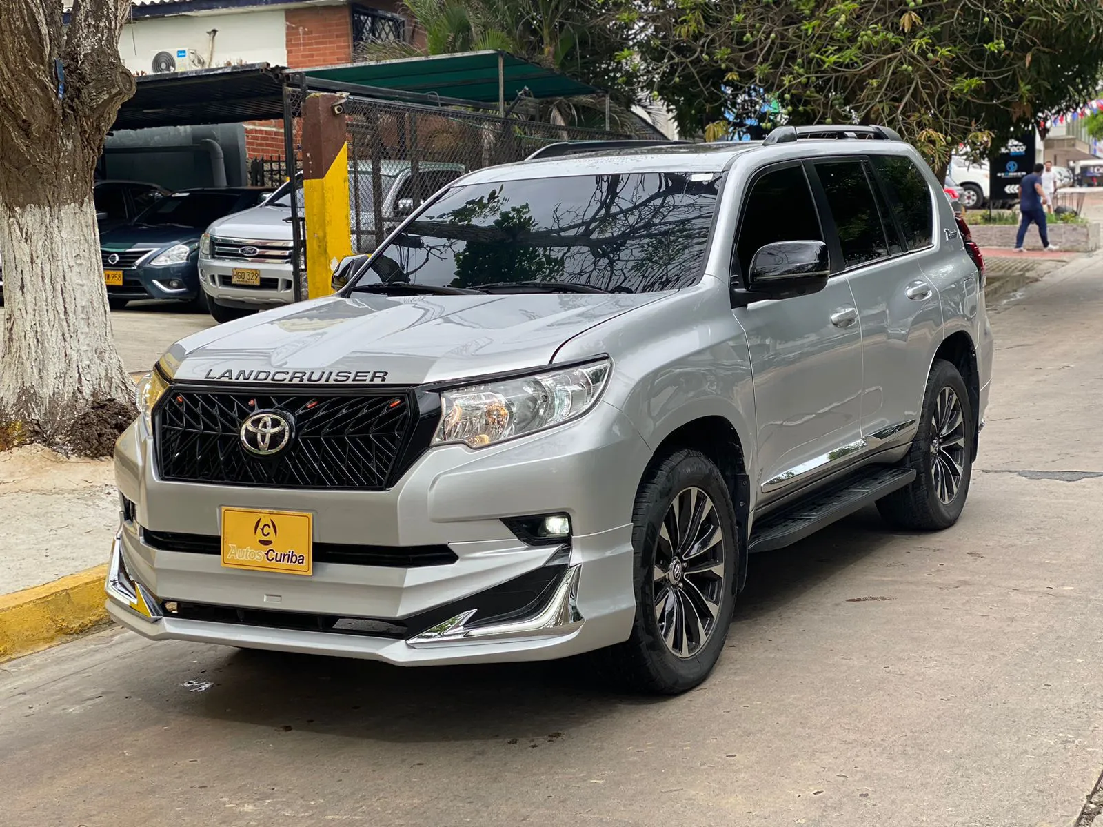 TOYOTA PRADO 2014