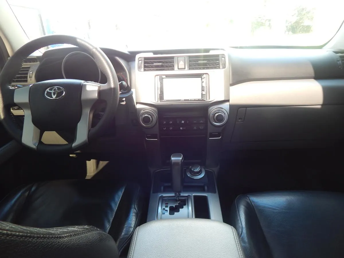 TOYOTA 4RUNNER 2010