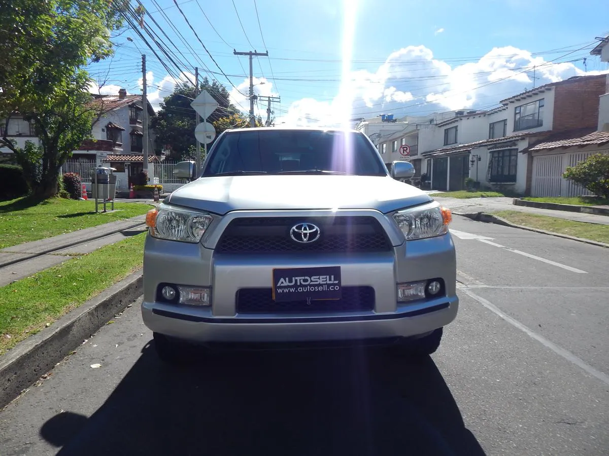 TOYOTA 4RUNNER 2010