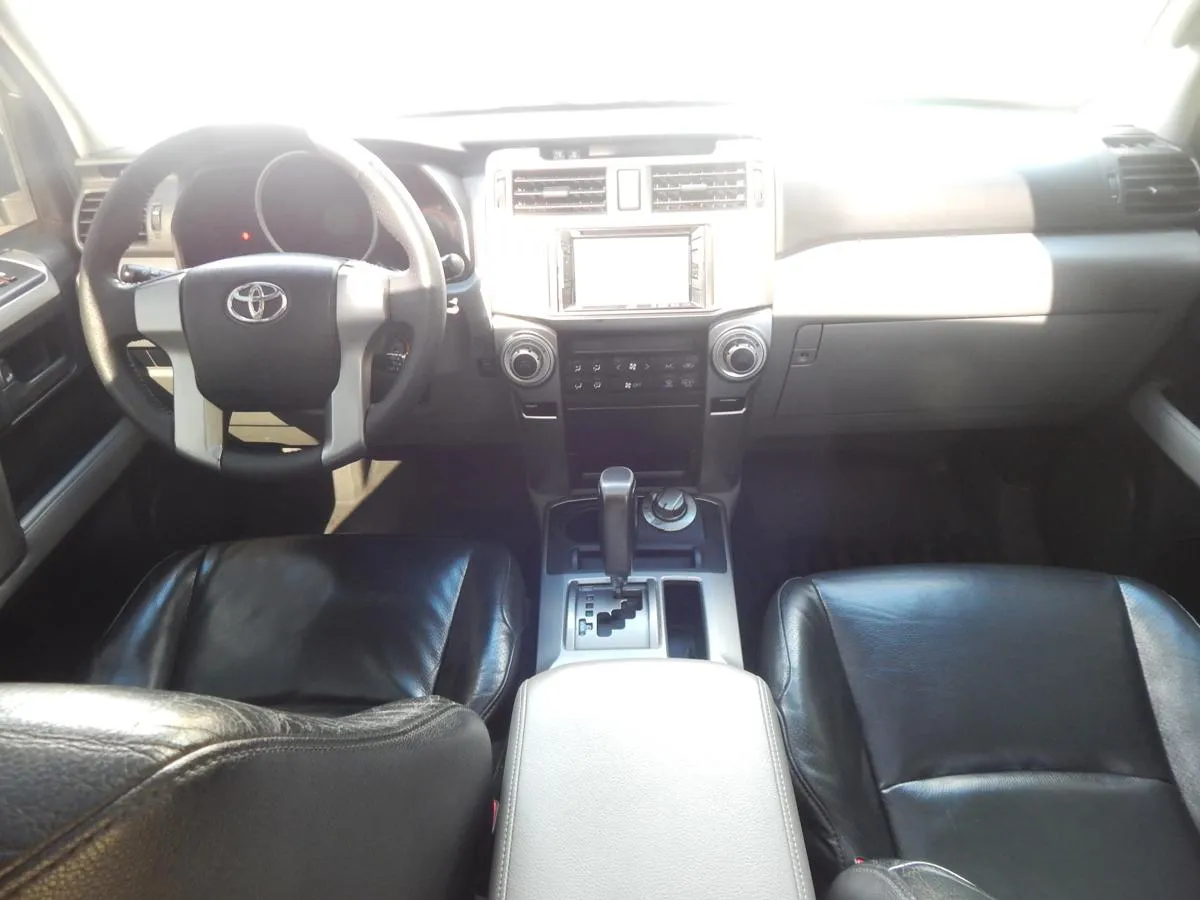 TOYOTA 4RUNNER 2010