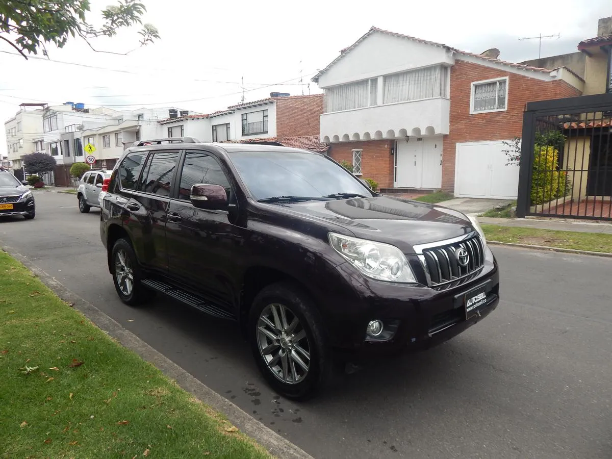 TOYOTA PRADO PRADO [LC 150] TX-L AT 4000CC 5P CT 2013