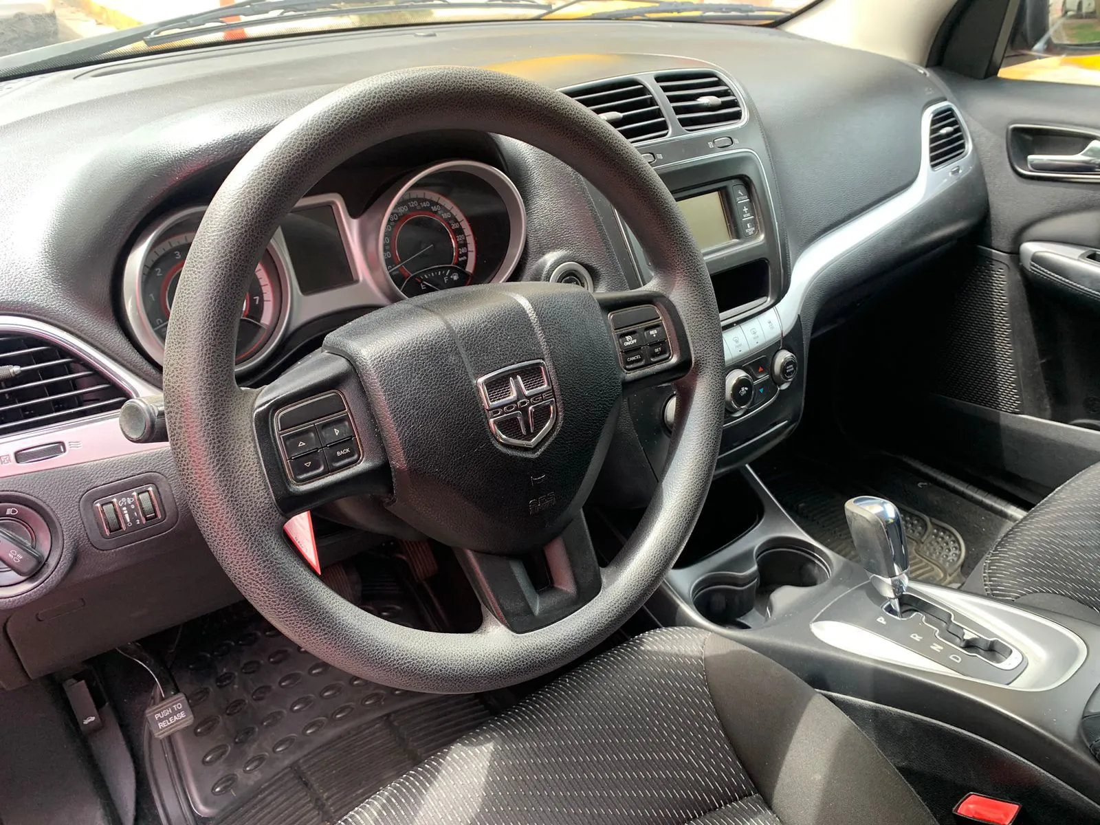 DODGE JOURNEY 2012