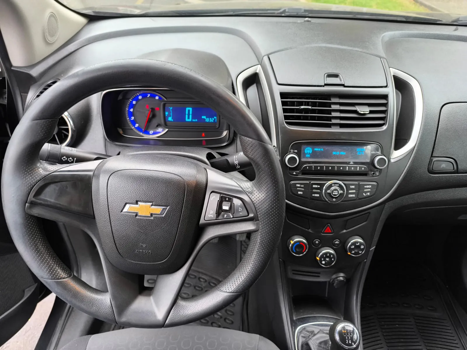 CHEVROLET TRACKER LS 2014