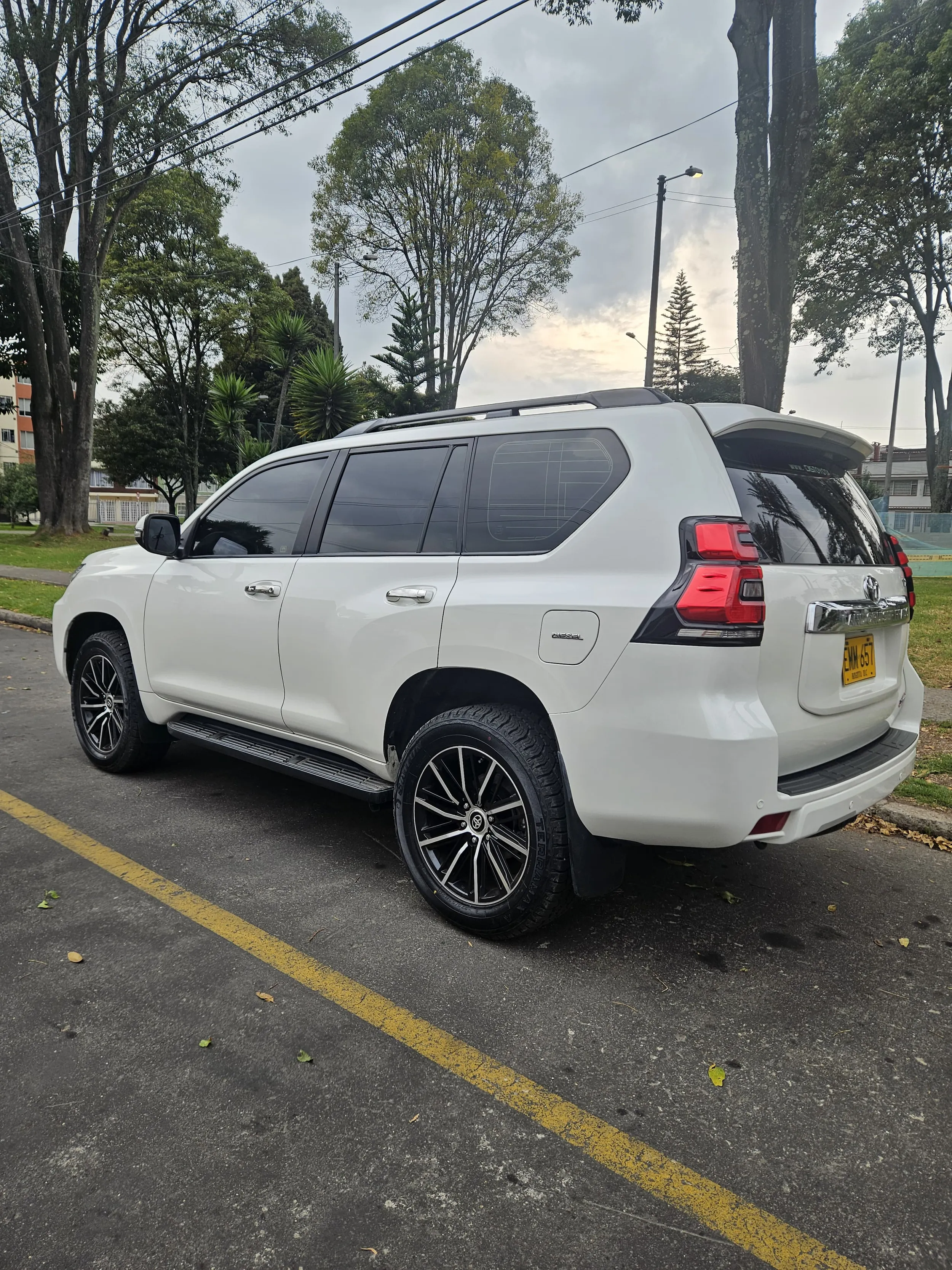 TOYOTA PRADO 2018