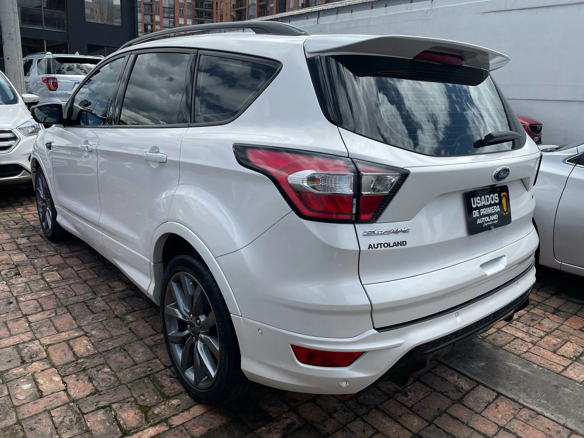 FORD ESCAPE SE 2020